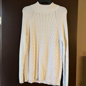 Women’s extra-large ivory sweater